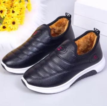 Warm casual schoenen maat 39 beschikbaar voor biedingen