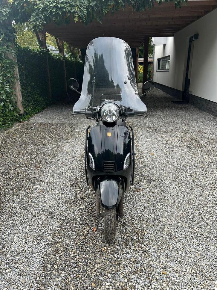 Mooie La Souris -Sourini R - Special Edition - incl 2 helmen, Fietsen en Brommers, Snorfietsen en Snorscooters, Gebruikt, Overige merken