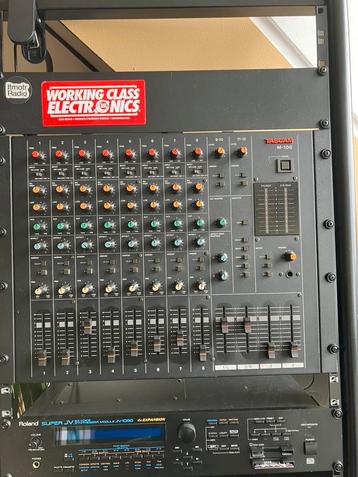 Tascam M-108 mixer beschikbaar voor biedingen