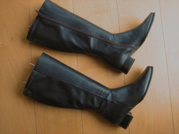 Nieuw! Bruin leren laarzen HELIOFORM 37 schacht XXL snazzeys, Kleding | Dames, Schoenen, Nieuw, Hoge laarzen, Bruin, Verzenden