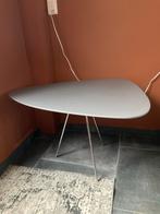 Leolux Liliom Salontafel - Zilvergrijs Design, hoogte 55cm, Huis en Inrichting, Tafels | Salontafels, Ophalen, 100 tot 150 cm