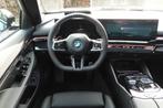 BMW i5 eDrive40 M Sport / Panoramadak / Adaptieve LED / Comf, Automaat, 2095 kg, Achterwielaandrijving, Zwart