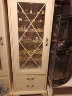 Gratis af te halen: 3 vitrinekasten, Ophalen, Gebruikt, Met deur(en), Klassiek