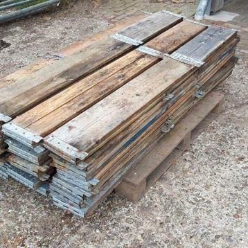 Ong. 40 palletranden voor bijvoorbeeld moestuin beschikbaar voor biedingen