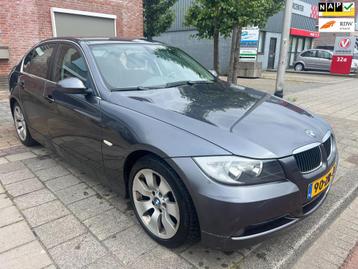 BMW 3-serie 320i Executive AUTOMAAT beschikbaar voor biedingen
