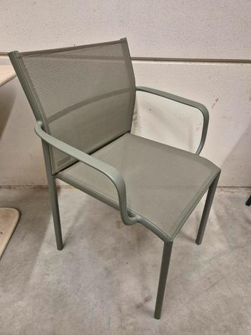 fermob cadiz armstoelen rozemarijn nieuw uit voorraad  beschikbaar voor biedingen