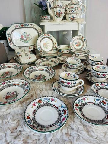 Spode Chinese Rose compl antiek servies izgst beschikbaar voor biedingen