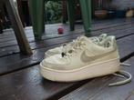 Nike AirForce 1 mintgroen maat 36.5, Kleding | Dames, Schoenen, Ophalen of Verzenden, Zo goed als nieuw, Groen, Sneakers of Gympen