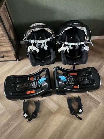 Maxicosi’s Joie met isofix base & adapters beschikbaar voor biedingen