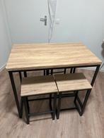 Hoge tafel met krukken, Ophalen, Gebruikt