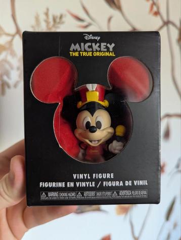 Mickey Mouse Vinyl figure beschikbaar voor biedingen