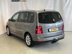 Volkswagen Touran 1.4 TSI Highline|AUTOMAAT|TREKHAAK|LEDER|C, Auto's, Volkswagen, Gebruikt, 4 cilinders, Leder, Bedrijf