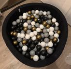 Ballenbak met grote hoeveelheid ballen, Ophalen, Zo goed als nieuw, Jongen of Meisje