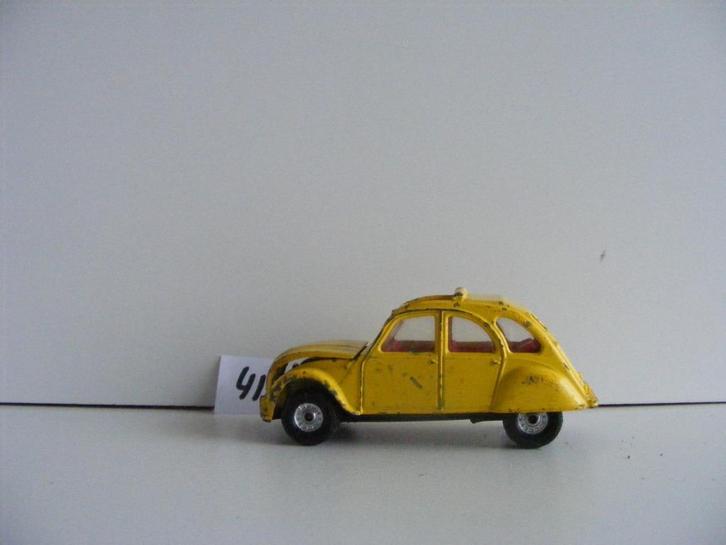 Citroen 2cv6 eend corgi 1/36 (41) lichtgeel incompleet, Hobby en Vrije tijd, Modelauto's | Overige schalen, Gebruikt, Auto, Ophalen of Verzenden
