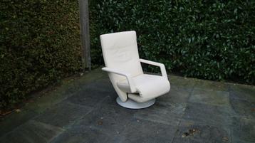 FSM Evolo leren relaxfauteuil. Bediening elektrisch op accu. beschikbaar voor biedingen
