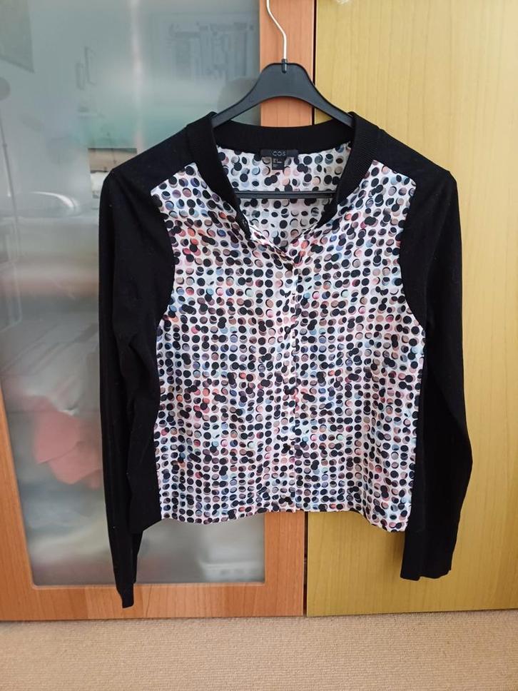 vestje (blousetop) COS maat S zwart met kleurige print, Kleding | Dames, Truien en Vesten, Nieuw, Maat 36 (S), Zwart, Ophalen of Verzenden