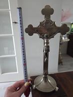 Crucifix, een verzilverd kruisbeeld, Antiek en Kunst, Antiek | Religie, Ophalen of Verzenden