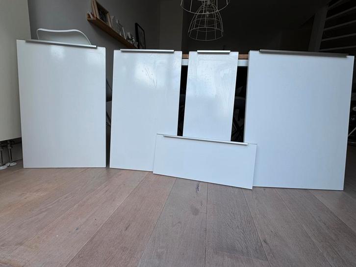 4+2 keuken frontjes TULP, luxe RVS greep ingelegd, div maten, Huis en Inrichting, Keuken | Keukenelementen, Zo goed als nieuw