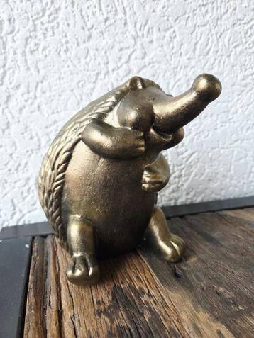 Antiek goud egel beeld – handgemaakt herfstdecoratie beschikbaar voor biedingen