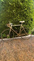 Vintage Batavus racefiets, Ophalen