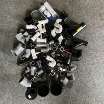 PVC Onderdelen Riolering 90st (verschillende typen en maten) beschikbaar voor biedingen