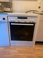 Siemens fornuis, Witgoed en Apparatuur, Fornuizen, Ophalen, 4 kookzones, Zo goed als nieuw, Gas