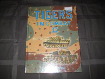 D-581,BOEK,Tigers in Combat: Vol. 2: v. 2 beschikbaar voor biedingen
