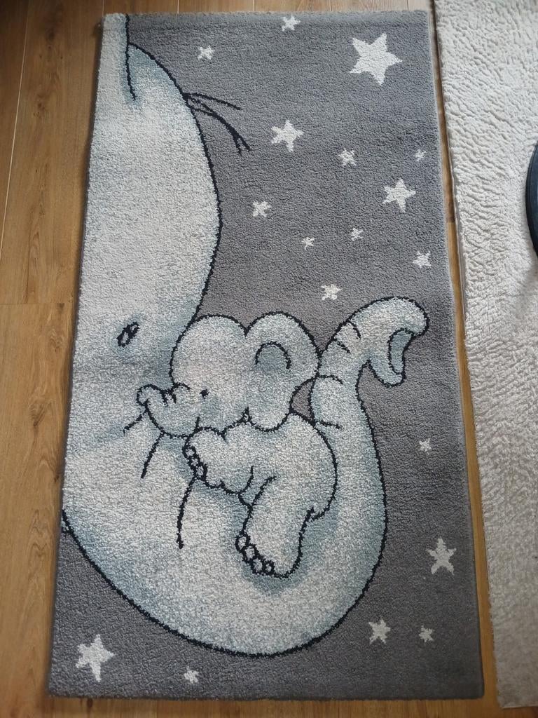 Leuk kleed met olifant en baby olifant, Huis en Inrichting, Ophalen, 100 tot 150 cm, Kindvriendelijk, 50 tot 100 cm