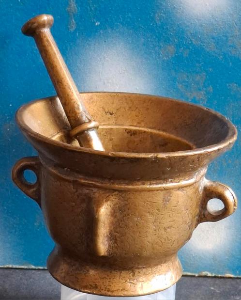 Vijzel & Stamper.  Brons.  Ca 1750. 11/8 cm., Antiek en Kunst, Antiek | Keukenbenodigdheden, Ophalen
