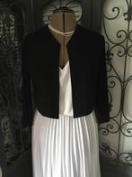 VERA MONT' STIJLVOL JASJE/BOLERO ZWART MT 42 NIEUW € 109,99, Verzenden, Zwart, Maat 42/44 (L), Nieuw