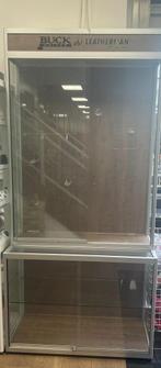 Buck knives vitrine, Letherman, Ophalen, Zo goed als nieuw, 25 tot 50 cm, 200 cm of meer