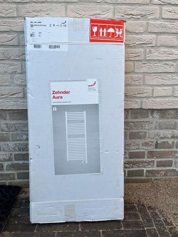 Zehnder Aura Radiator - Nieuw in doos! beschikbaar voor biedingen