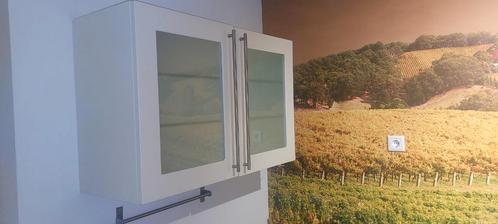 Kastje met glazen deurtjes, Huis en Inrichting, Kasten | Vitrinekasten, Zo goed als nieuw, Minder dan 100 cm, 50 tot 100 cm, 25 tot 50 cm