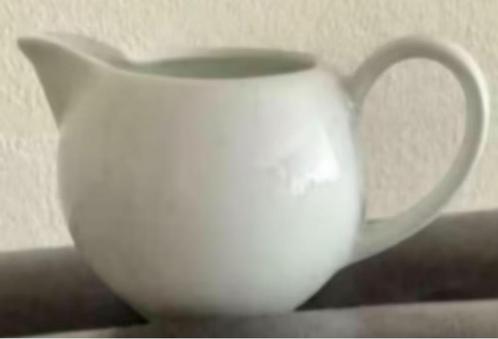 Melkkannetje, melkkan ikea; wit porselein; 2 stuks, Huis en Inrichting, Keuken | Servies, Zo goed als nieuw, Porselein, Ophalen of Verzenden