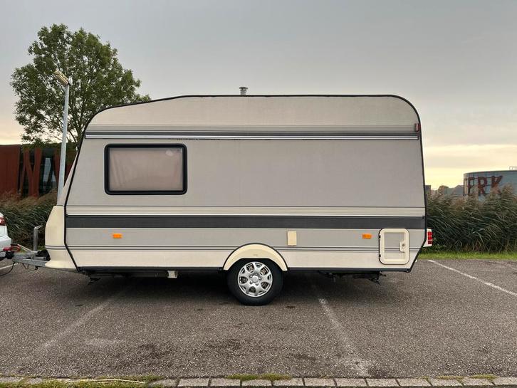 Hobby Classic 400 Caravan - Nette Staat!, Caravans en Kamperen, Caravans, Particulier, tot en met 4, 750 - 1000 kg, Rondzit, Hobby