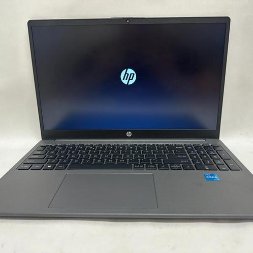 HP 15-fd0130nd 15/i3-1215/8/512/W11, Computers en Software, Windows Laptops, Zo goed als nieuw