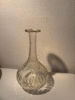 Antieke Victoriaanse Karaaf zonder Stop, Ophalen