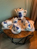 Blauwe Roos Kompleet Porseleinen Koffie Servies van DE, Antiek en Kunst, Antiek | Servies compleet, Ophalen