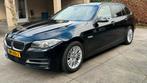 BMW 5-Serie 520D Touring AUT 2014 Zwart Head up display, Auto's, BMW, Te koop, Geïmporteerd, 5 stoelen, 750 kg