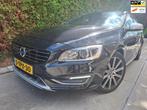 Volvo V60 2.4 D6 AWD Plug-In Hybrid Summum, Auto's, Automaat, Zwart, Zwart, Traction-control