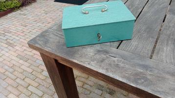 Vintage Geldkistje / Kluisje beschikbaar voor biedingen