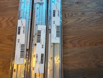 3x Lätthet 60cm ophangrail beschikbaar voor biedingen