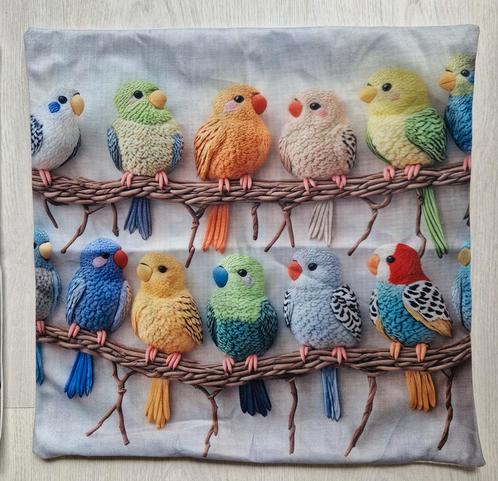 2 X Nieuwe kussenhoes " VOGELTJES op tak, Huis en Inrichting, Woonaccessoires | Kussens, Nieuw, Overige kleuren, Vierkant, Ophalen of Verzenden