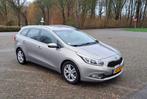 Kia Cee'd 1.6 Crdi Sporty Wagon 2013 Grijs, Auto's, Voorwielaandrijving, Euro 5, Stof, 4 cilinders