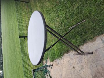 Sta tafel beschikbaar voor biedingen