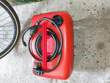 25L quiqsilver tank beschikbaar voor biedingen