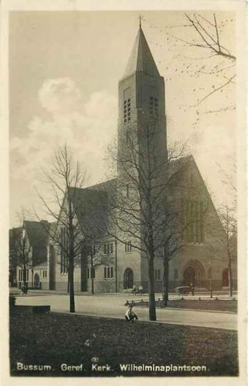 (301-019-047) Bussum Wilhelminaplantsoen Kerk beschikbaar voor biedingen
