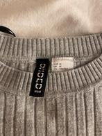 Grijze ribgebreide trui van H&M Divided - Maat M, Kleding | Heren, Ophalen of Verzenden, Zo goed als nieuw, Maat 48/50 (M), Grijs