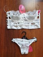 Nieuw - Hunkemoller wit bustier setje 85B + L of XXL, Hunkemöller, Ophalen of Verzenden, Wit, Setje