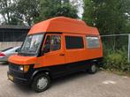 Mercedes-Benz 207D 1981 Foodtruck / Kampeerauto, Auto's, Mercedes-Benz, Overige modellen, Grijs, Particulier, 2010 kg